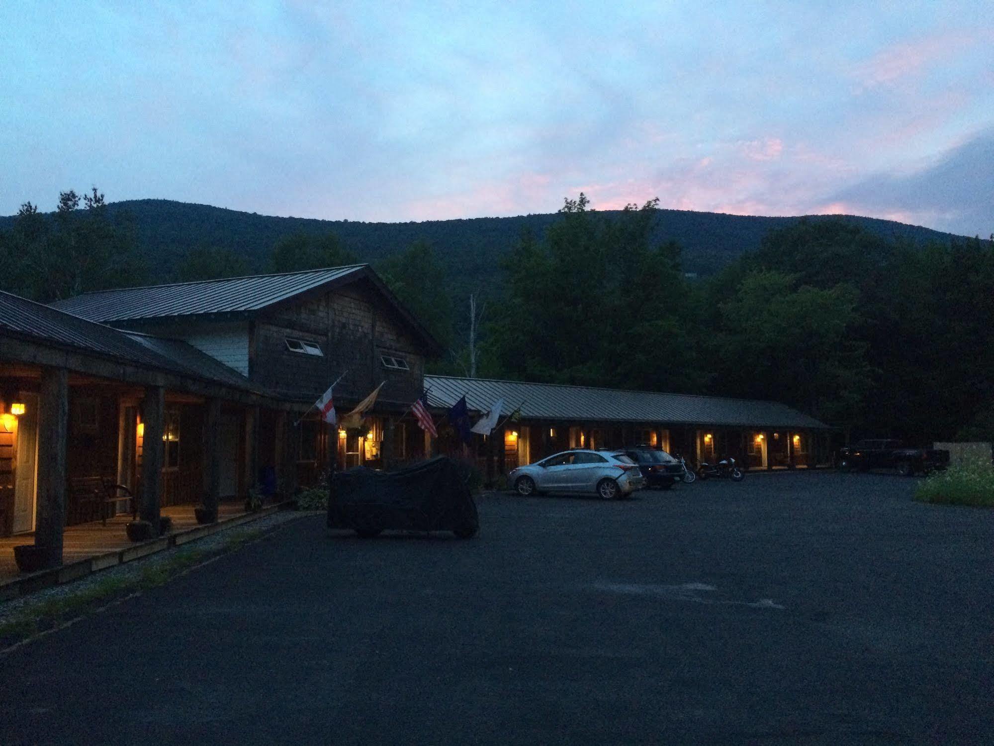 Aerie Inn Of Vermont East Dorset Buitenkant foto